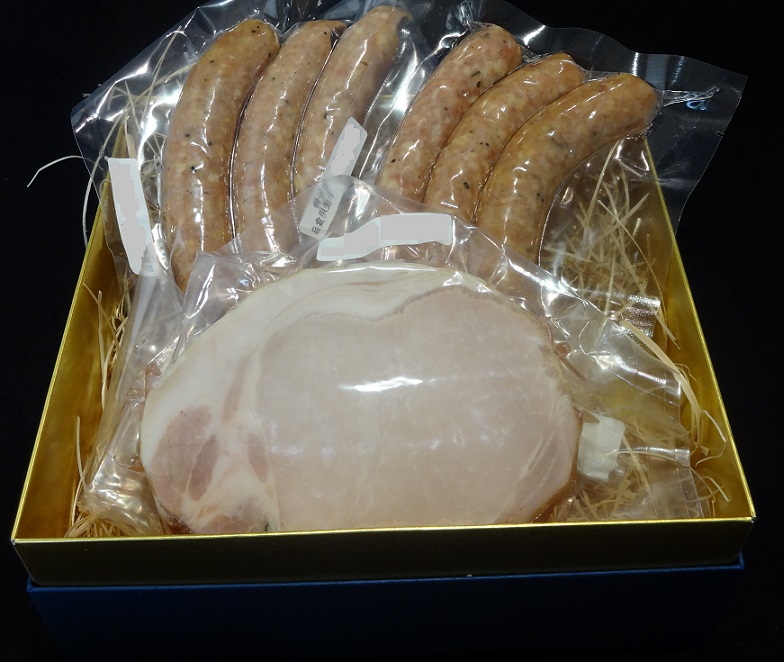 ふるさと納税 吉野ハムの着色料・保存料無添加ロースハム(スライス)(210g)、ソーセージ(3本)×2 奈良県天理市 吉野ハムの着色料・保存料無添加ロースハム(スライス)(210g