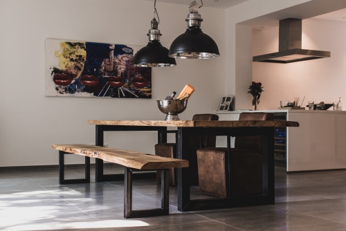 Designer Bank im Esszimmer Arrangement