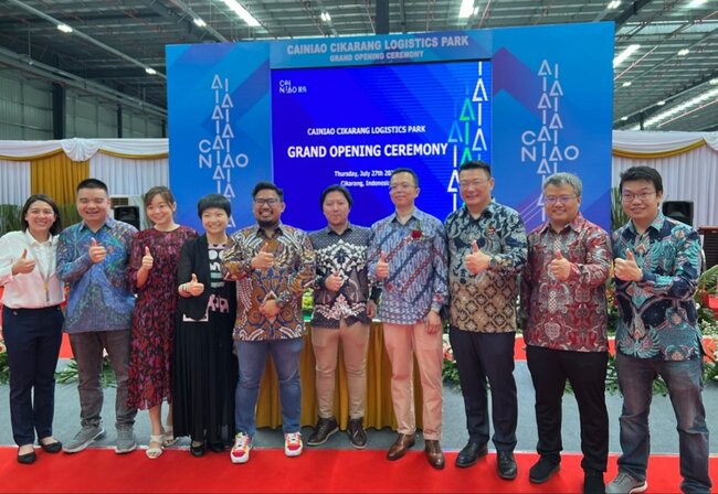 At the official warehouse opening in Jakarta. Image: Cainiao/LinkedIn