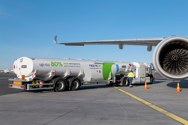 Will there be enough SAF, at competitive prices, to meet the growing demand of airlines? Pictured here is the fueling of an aircraft with SAF provided by supplier Neste – company courtesy