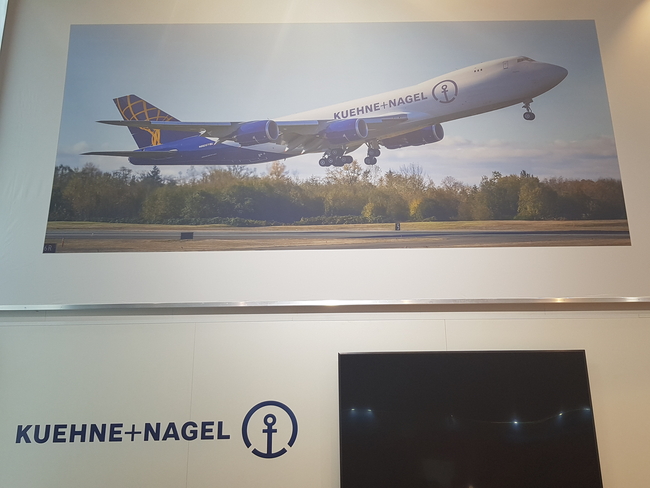 At the booth of K+N, a giant poster of their B747-8F welcomed visitors and guests – photo: hs/CFG