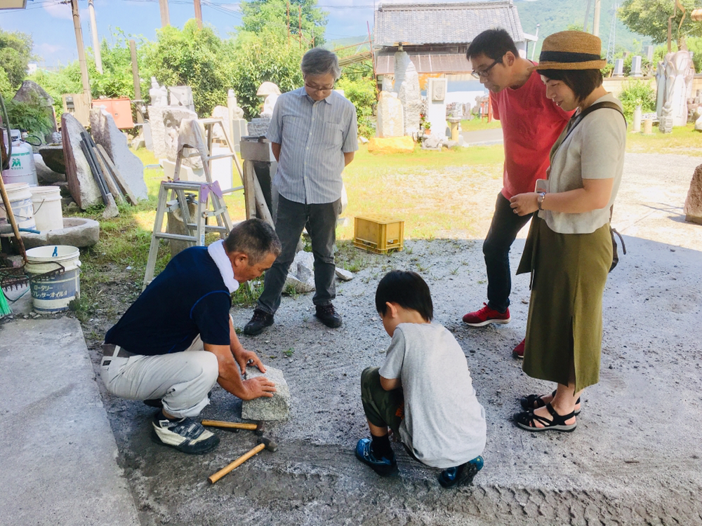 疑問がでるたびに実演指導していきます