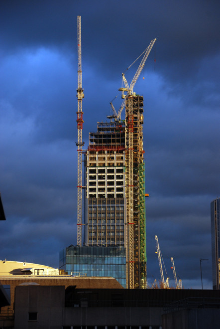 The Heron Tower at 110 Bishopsgate under construction in the City of London, 2009.