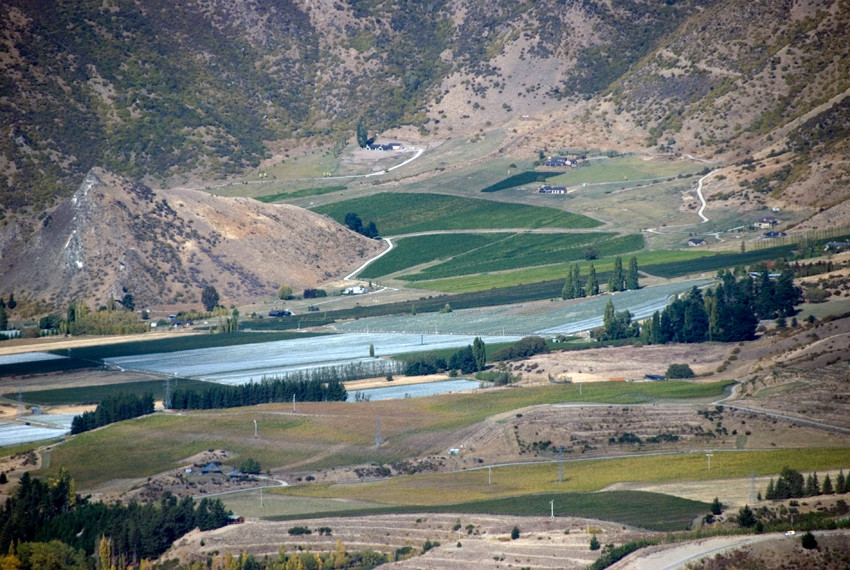 The Gibbston wine subregion of Central Otago from the Crown Range I.