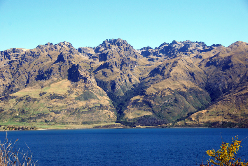 The southern end of Lake Wakatipu and the Eyre Mountains near Mt Dick (1805m), Southland, New Zealand.