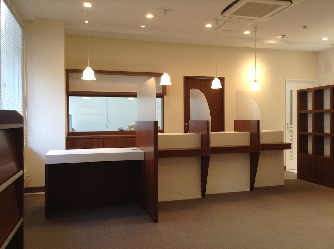 セジマ調剤薬局 天神南店様　【新装／施工】