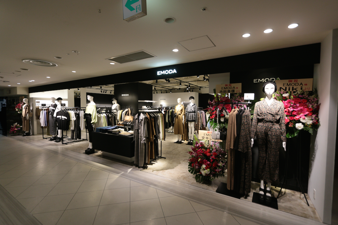 EMODA福岡パルコ店様　【新装／施工】
