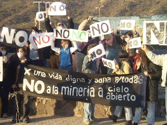 Manifestacion contra la mineria