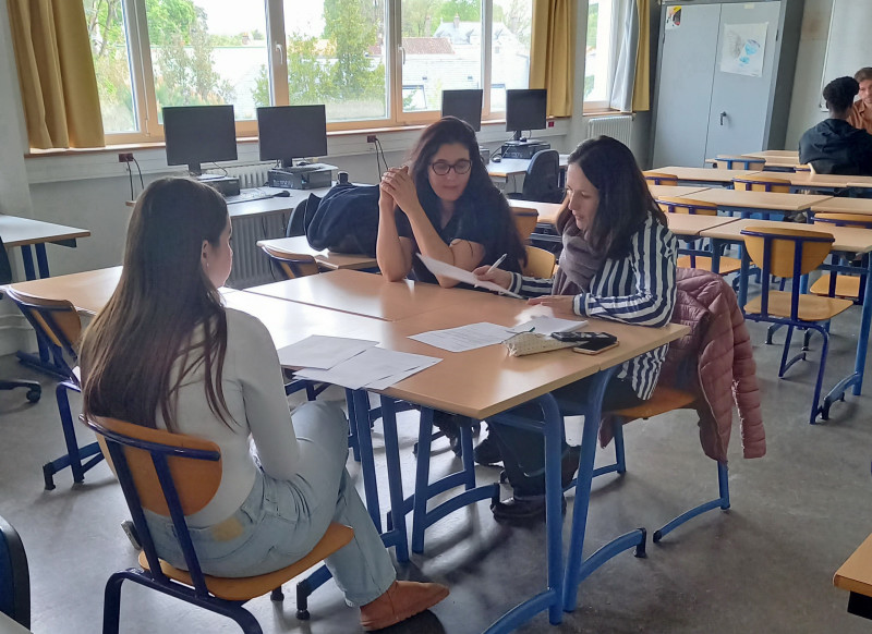 Quand les entreprises vont à la rencontre de jeunes du lycée des Bourdonnières