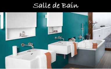 Différentes teintes dans une salle de bain type