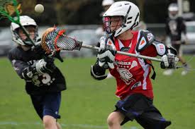 Nella foto una partita di Lacrosse giovanile