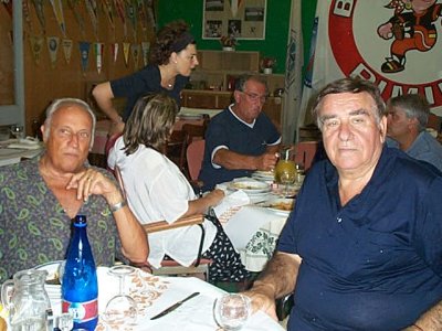 Nella foto a sinistra Giancarlo Mangini e a destra un altro grande che non c'è più Rino Zangheri - Due grandi del baseball che ci hanno lasciato in questo 2019 (foto tratta dal sito della Fortitudo)