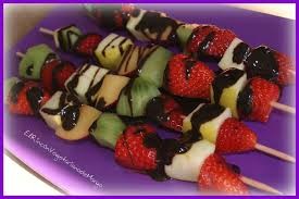 FRUCHETAS CON CHOCOLATE