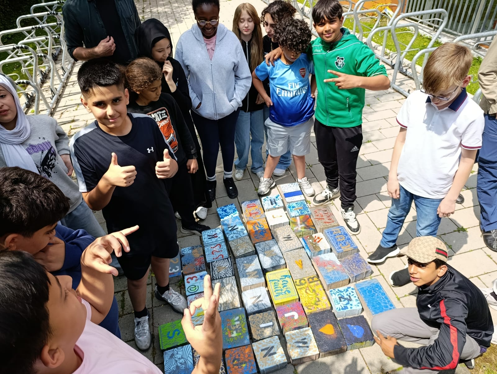 Graffiti trifft Natur – Kreative Gestaltung des Schulgartens