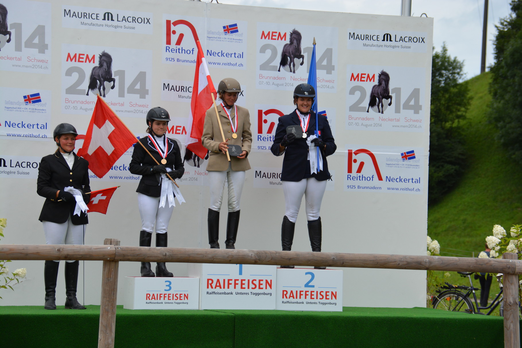 Charlotta remporte la 2ème place de l'épreuve de tölt T3