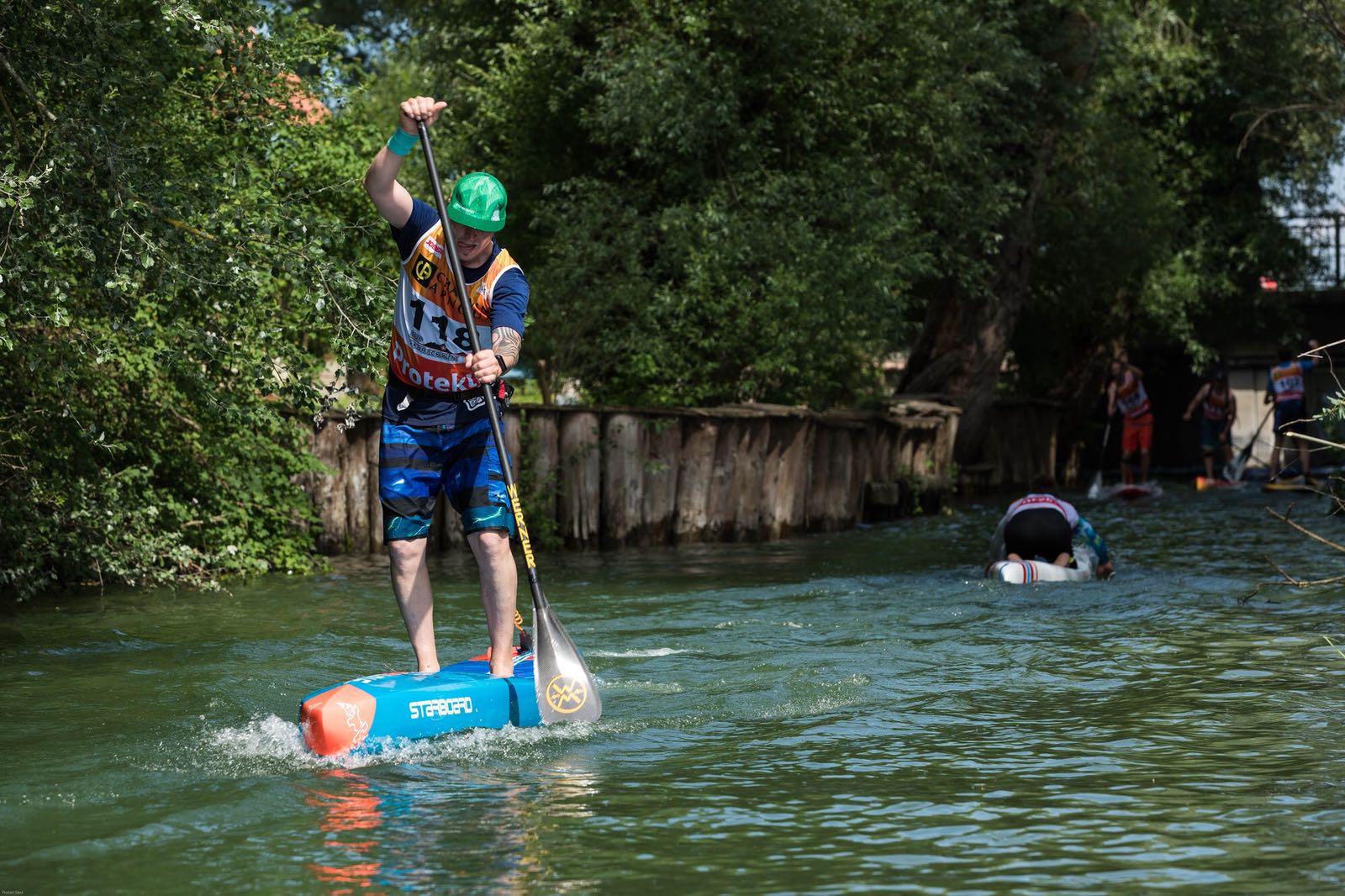 Unser Teamrider Patrik Peier am SUP Race an der SUP Tour Schweiz