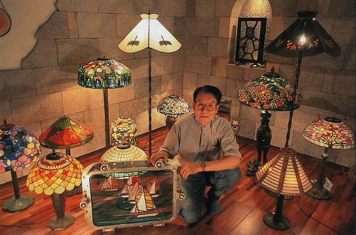 田畑広 ステンドグラス作家 - ステンドグラスDEN 【公式】