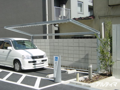 東京都新宿区(駐車場パーゴラ）； 2009年1月； アルティマグリーンライン（ストライプ）×ターンバックル