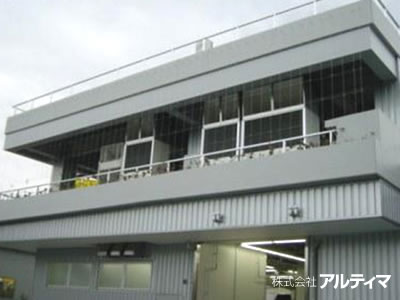 東京都足立区（自動車販売店）；2007年5月；アルティマグリーンライン（チェッククロス）