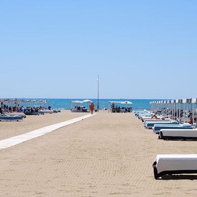 Også populært blandt jetsættet: Strandene i Versilia 