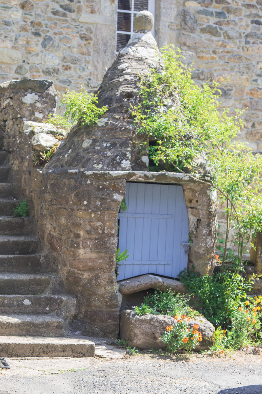 Aktuelle Ortsansicht in Gruchy, Cotentin, Normandie.