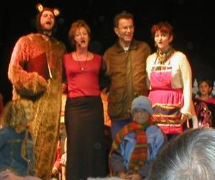 Regine und Julia Pawelka im Musical "Das Weihnachtswunder"