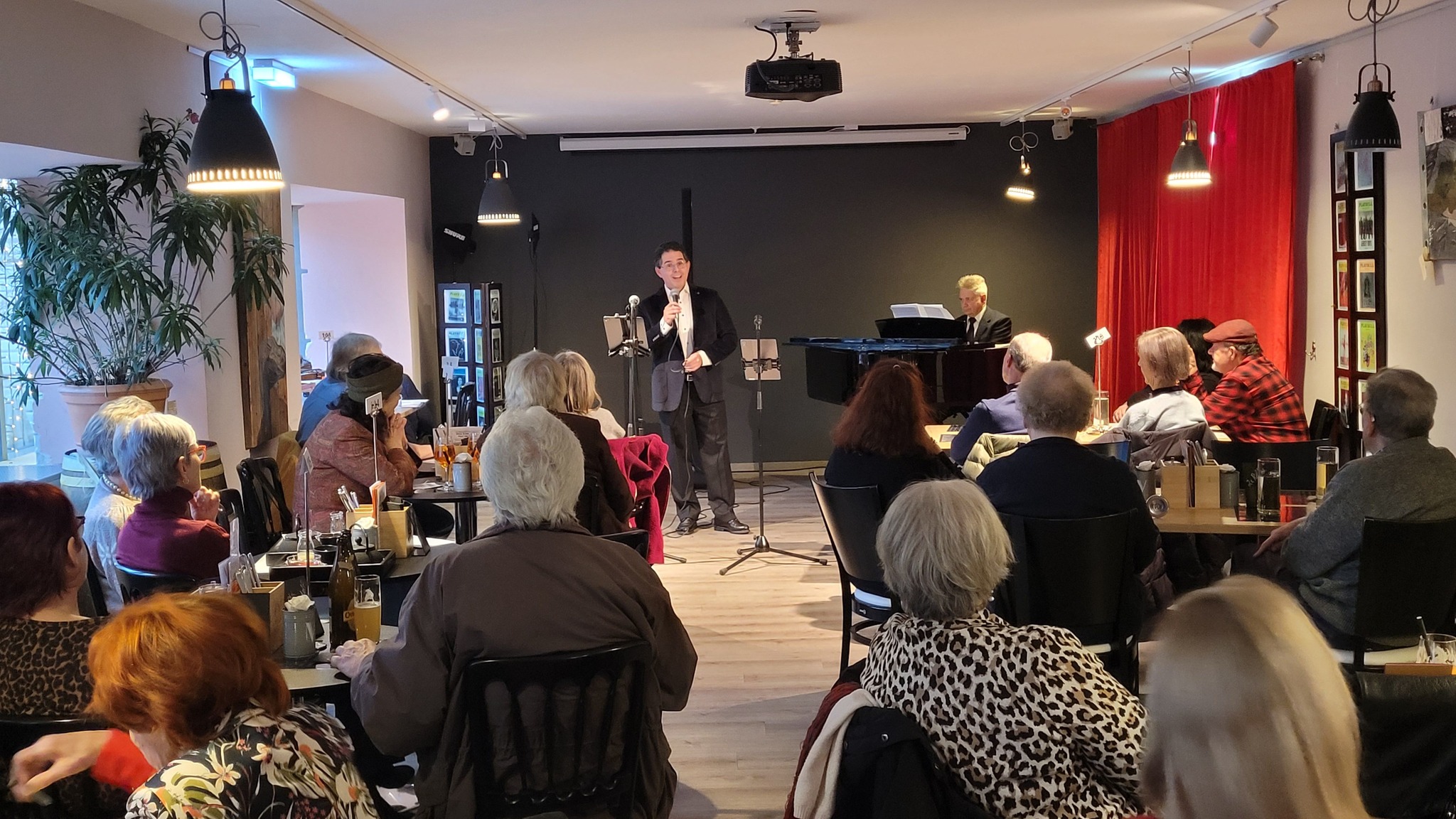 Around the World 2025 - Vindobona Piano-Lounge (C) SDT