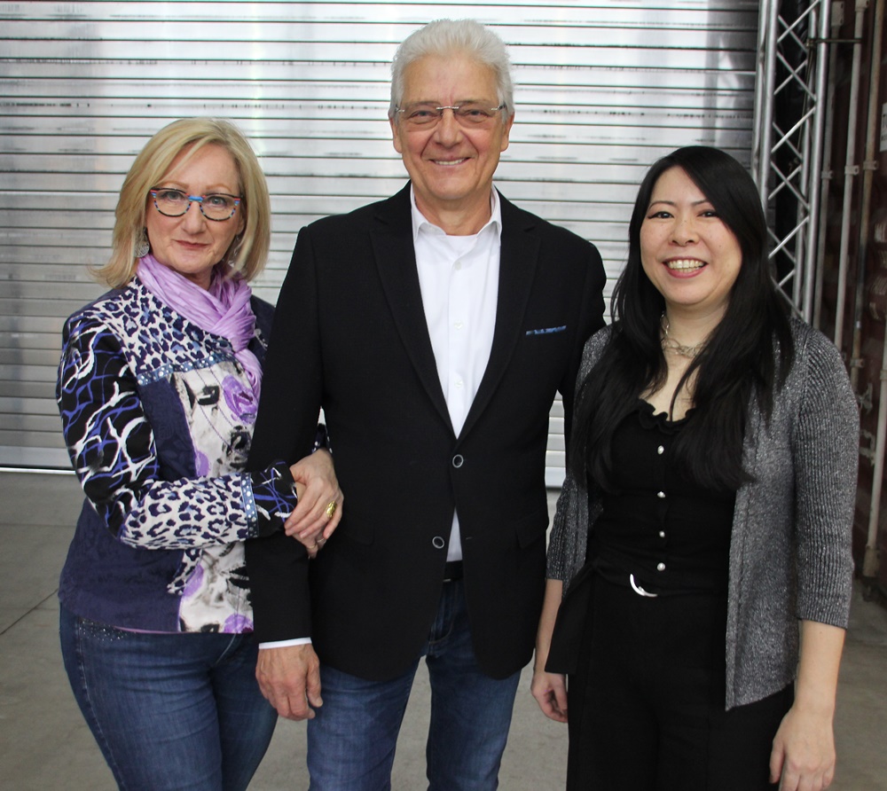 Wienerisch ge-swing-jazzt (Franz Horacek /Bass, Regine Pawelka / Stimme und Sayuri Kato / Piano) (c) Pawelka