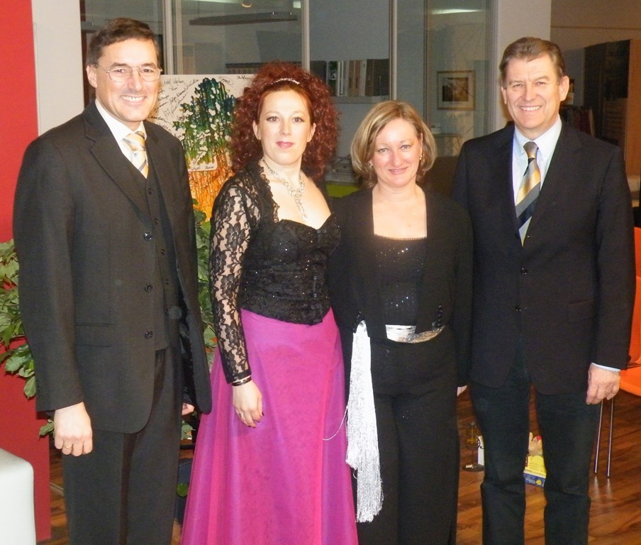 Benefizkonzert bei Möbel Doschek