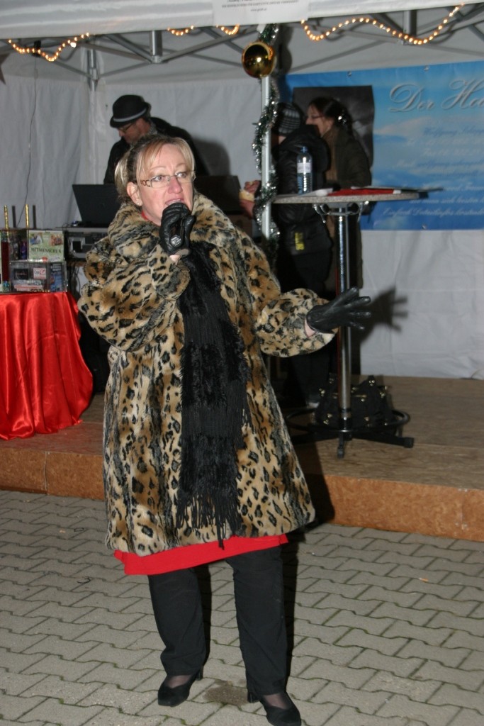 Karitativer Punschstand für Obdachlose 2012