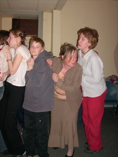 Regine Pawelka spielt Theater "Peter Pan" - Probe