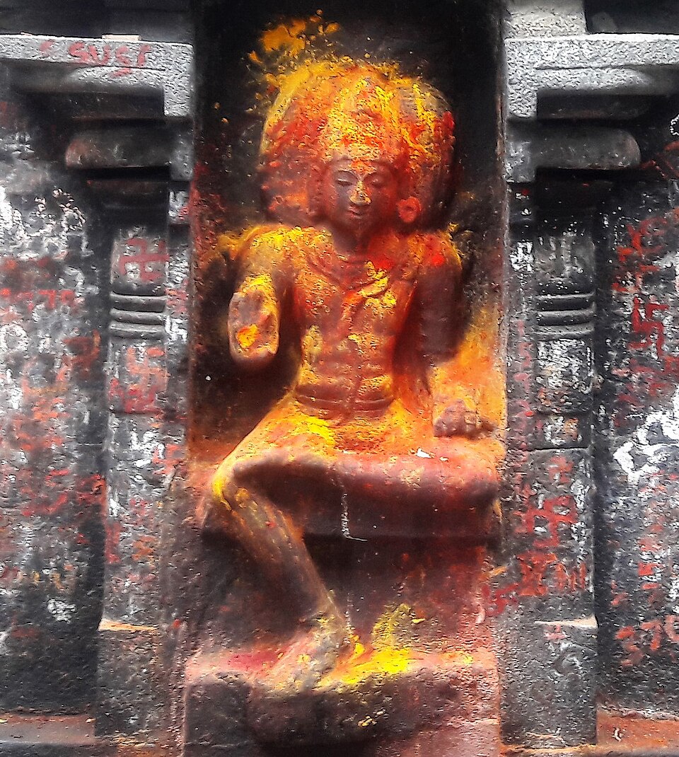 Dakshinamurti : La Divine Source de Sagesse et de Connaissance dans le Yoga Hindou