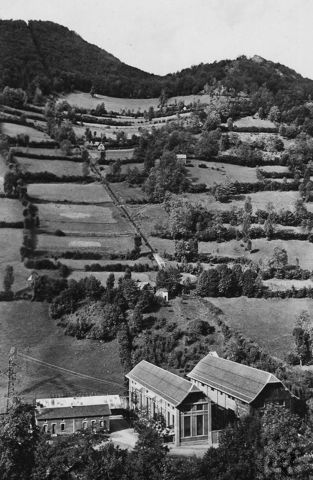 L’usine électrique d’Eylie et terrasses cultivées en 1946
