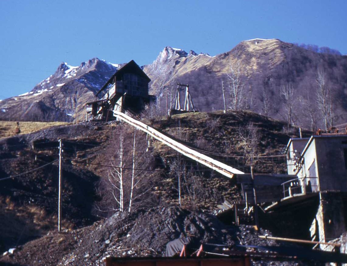 Tuyau pour transport de la calcite jusqu’au broyeur (en 1975)