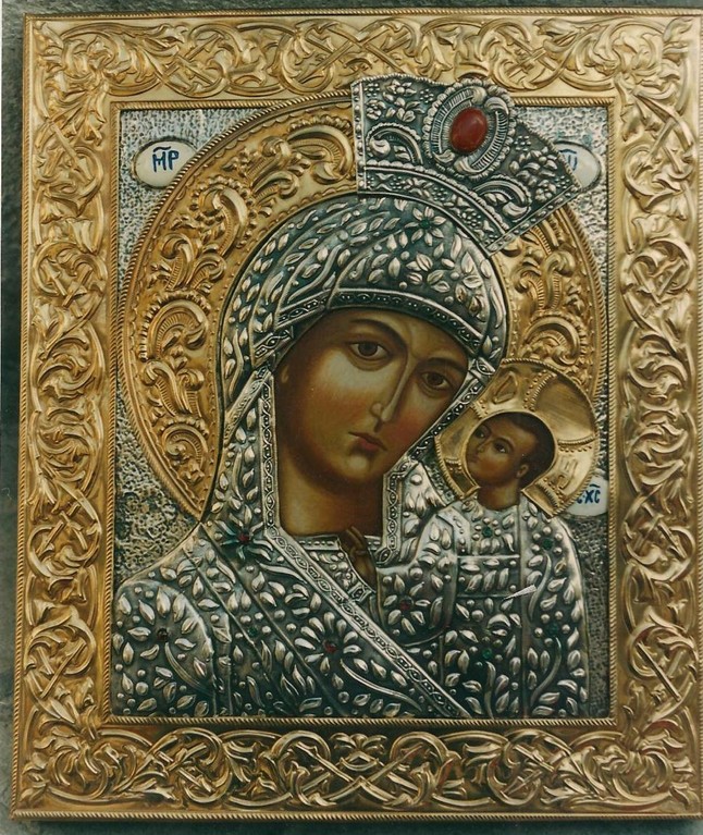 VIRGEN DE KAZAN DE PLATA DE LEY SOBREDORADA CON ORO DE 24 K 30x25 900€