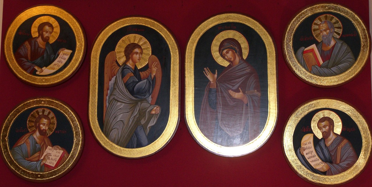 ANUNCIACION Y EVANGELISTAS   127 X 63  SEIS ICONOS  1.600 €