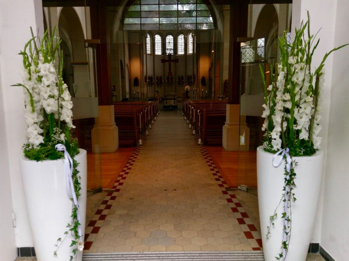 Kirchendekoration Zur Hochzeit Blumen Lange Muensters Webseite