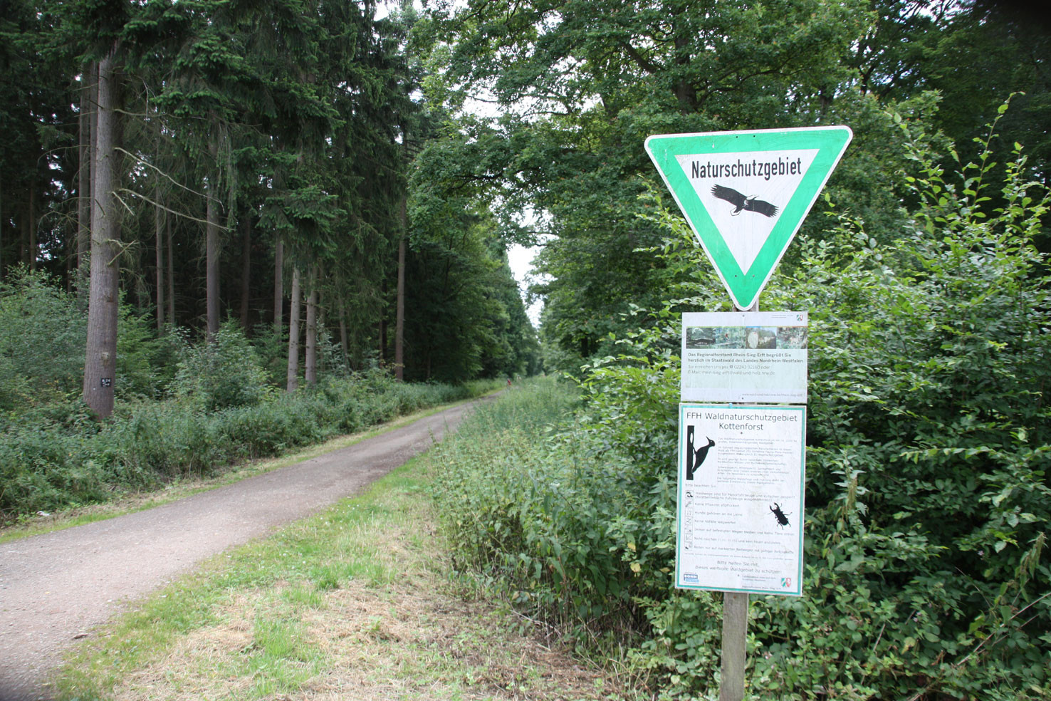 Ückesdorf und Röttgen umgeben vom Naturschutzgebiet