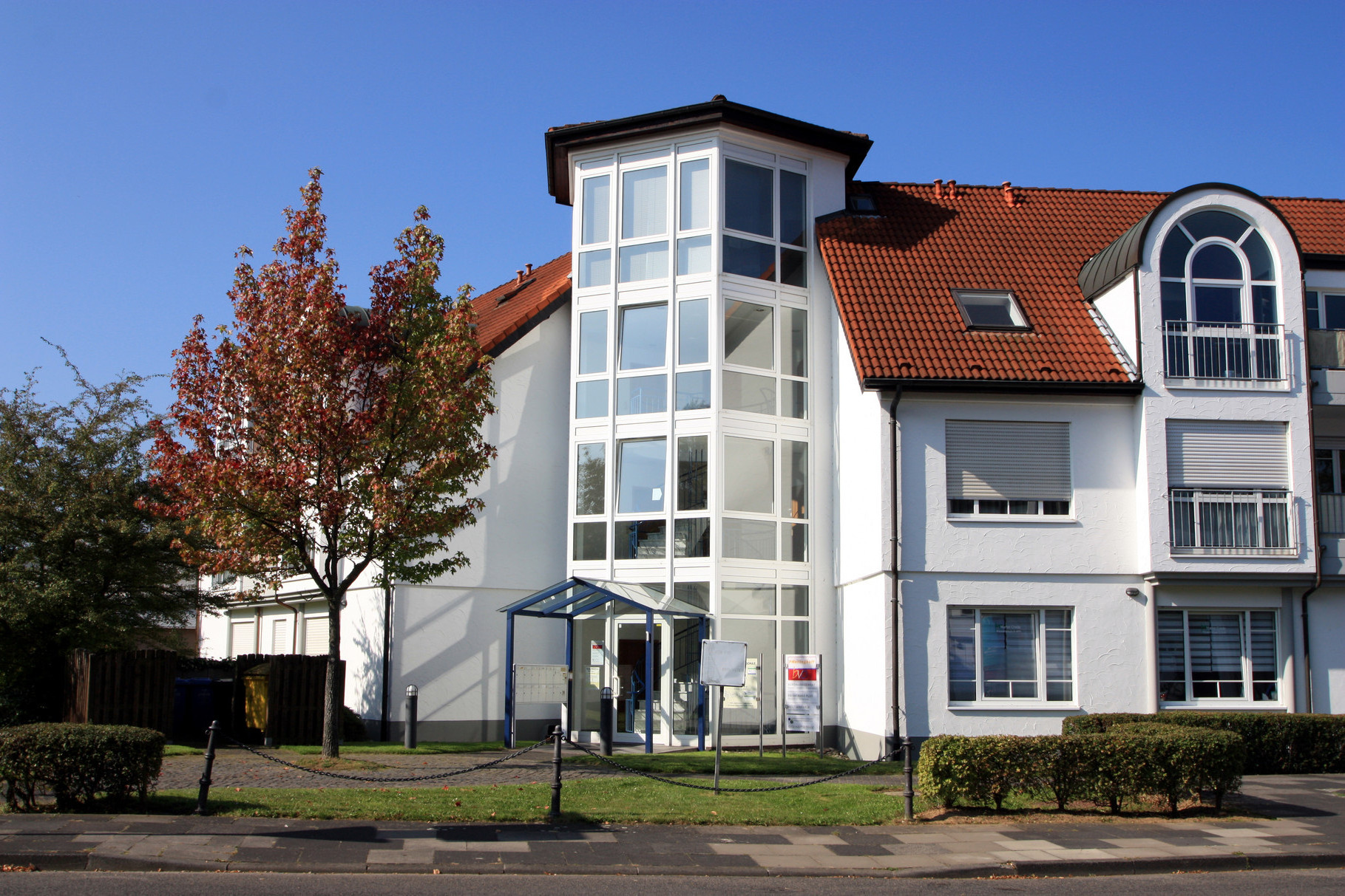 Bürogebäude und Seminarräume in Röttgen