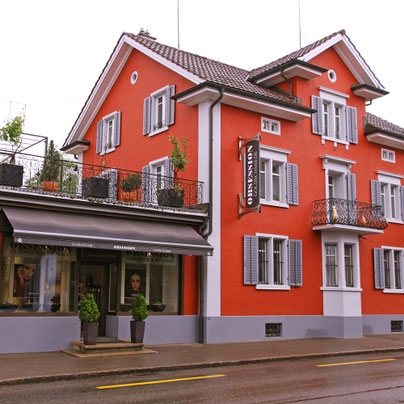 Geschäft und Atelier des Goldschmieds OBSESSION in Wetzikon an der Bahnhofstrasse