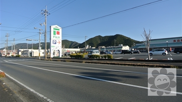 スーパー（フジ）