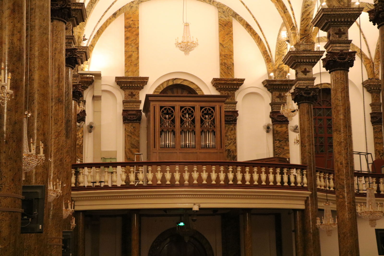 Inspiration Organ, East Church (Wangfujing Street) in Beijing