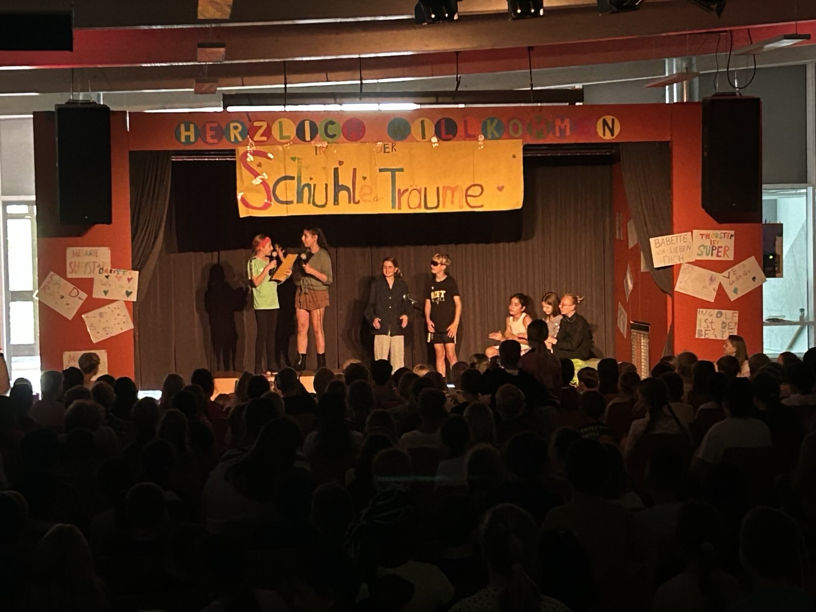 Aufführung des Musicals "Die Schule der Träume" der 4e