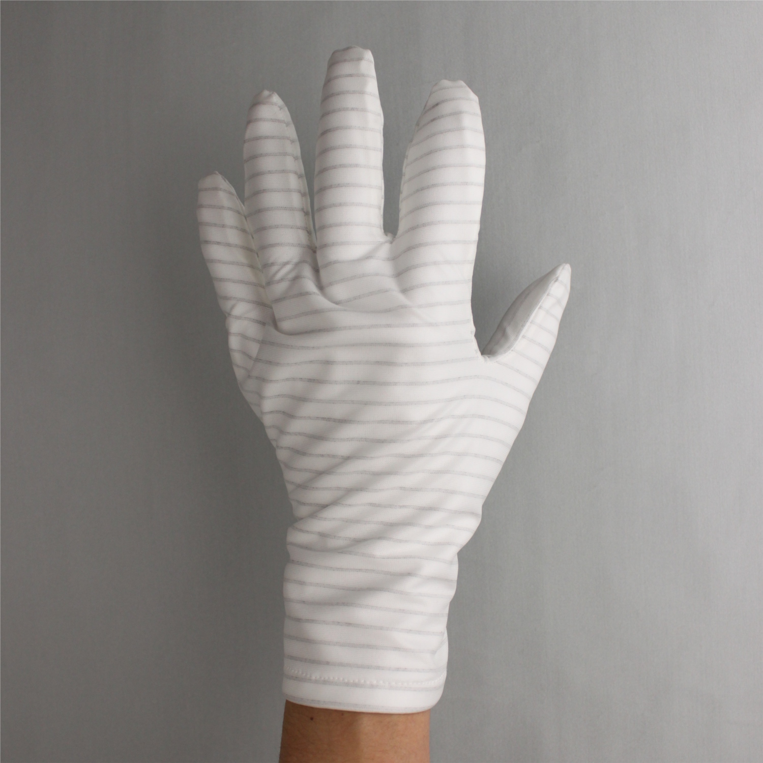 静電気対策×クリーン耐熱手袋