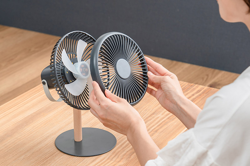 前ガード取り外し可能でお手入れ楽々