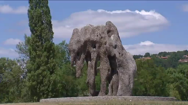 Ugo Rondinone, Vaulx-en-Velin, 2011