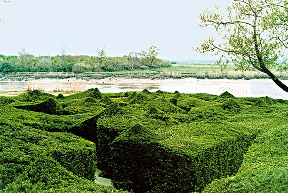 jardin / Bernard Lassus, Rochefort-sur-Mer, 1992