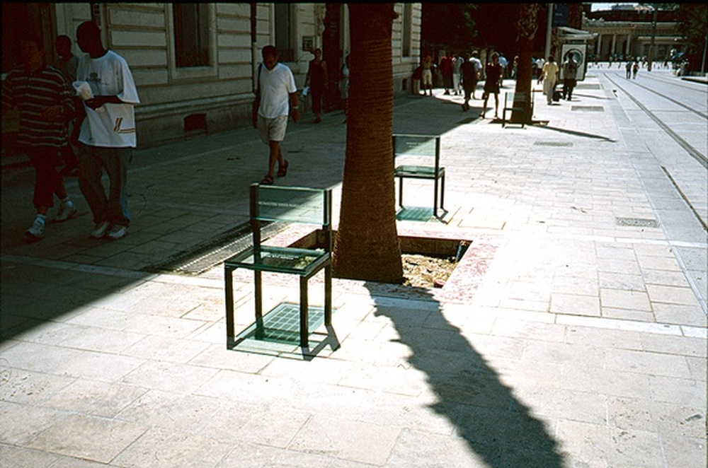 mobilier urbain / Sarkis, Montpellier, 2000