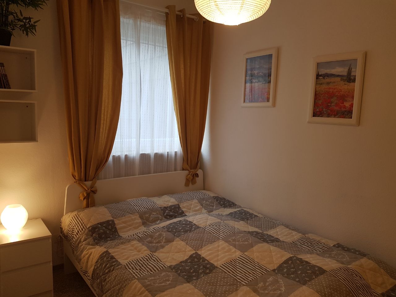 gemütliches Schlafzimmer