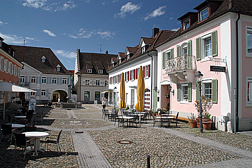 Müllheim - an historischer Stätte. Hier wurde die Demokratie ausgerufen